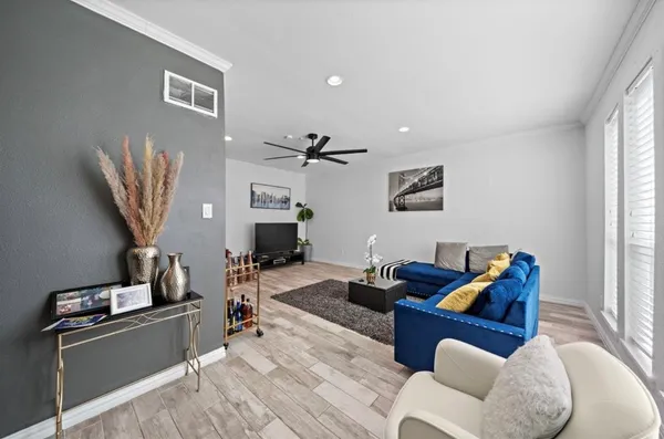 $324,990 | 15167 Kimberley Court, Unit 41, Houston, TX 77079