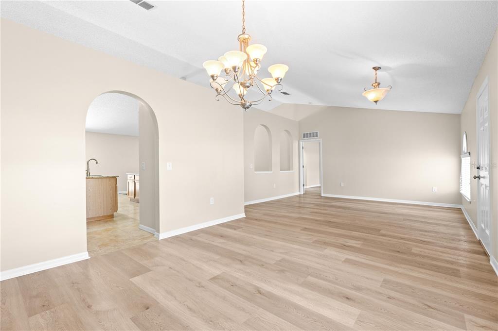 352 Clearfield Avenue Spring Hill, FL 34606 - Photo 4 of 47