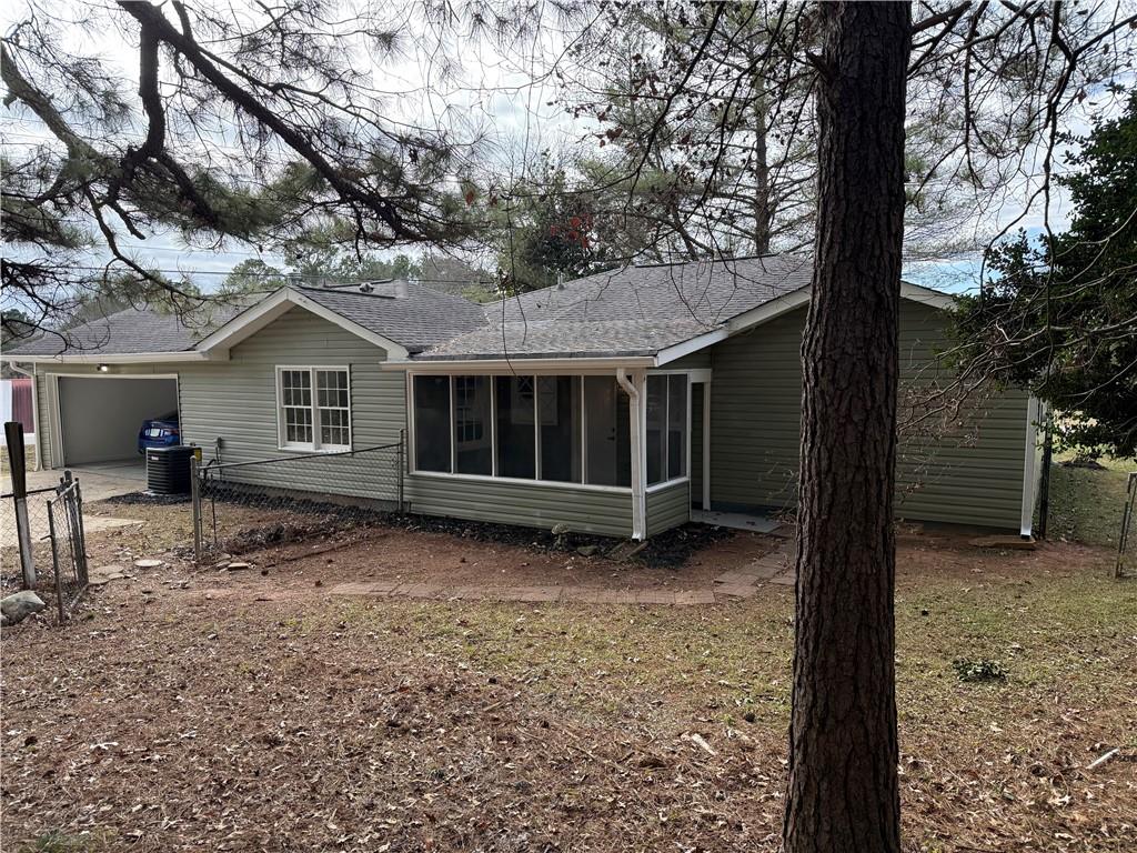 1411 Fairview Road Stockbridge, GA 30281 - Photo 4 of 33