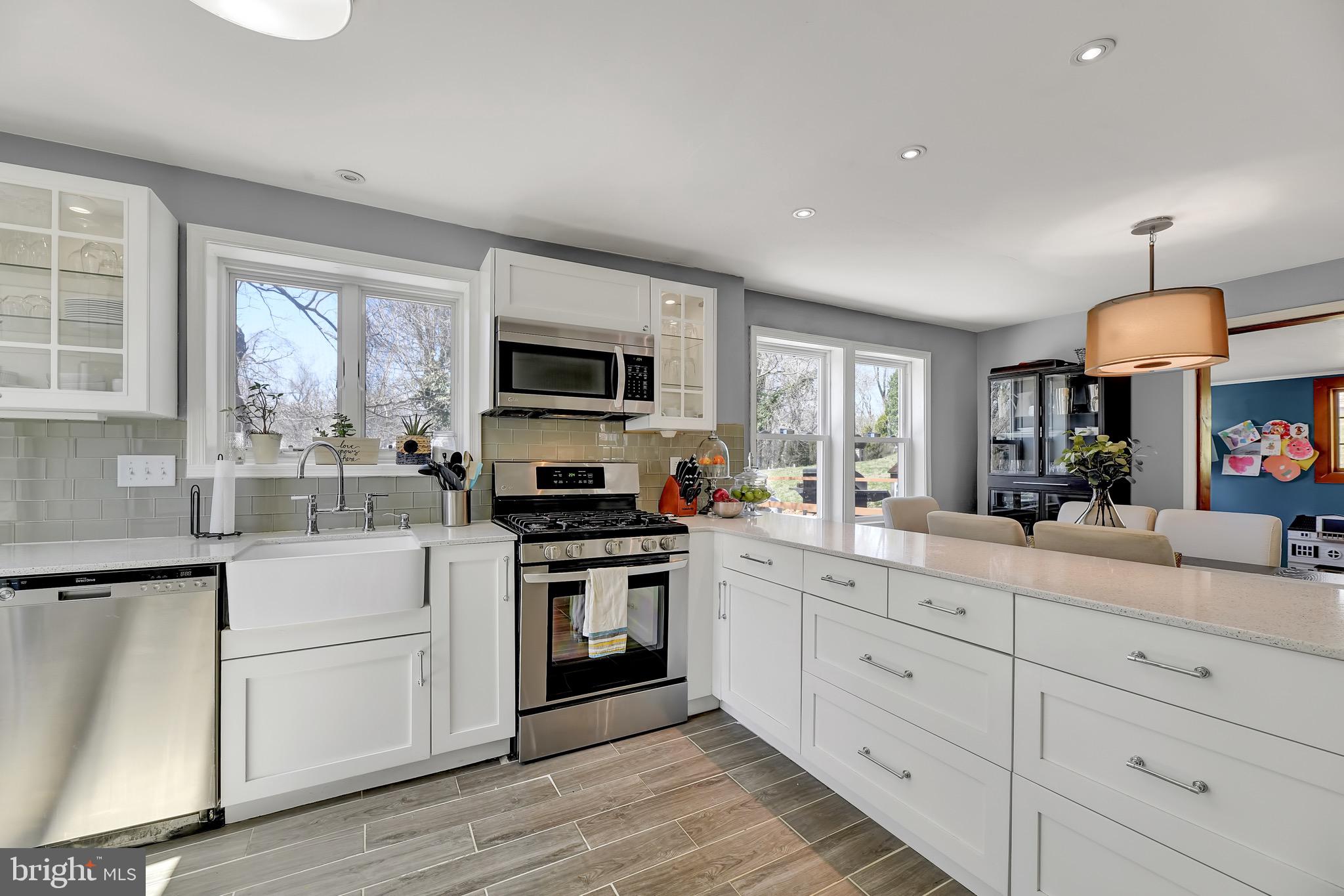 6669 Loch Hill Road Baltimore, MD 21239 - Photo 7 of 25 Gallery Image 7