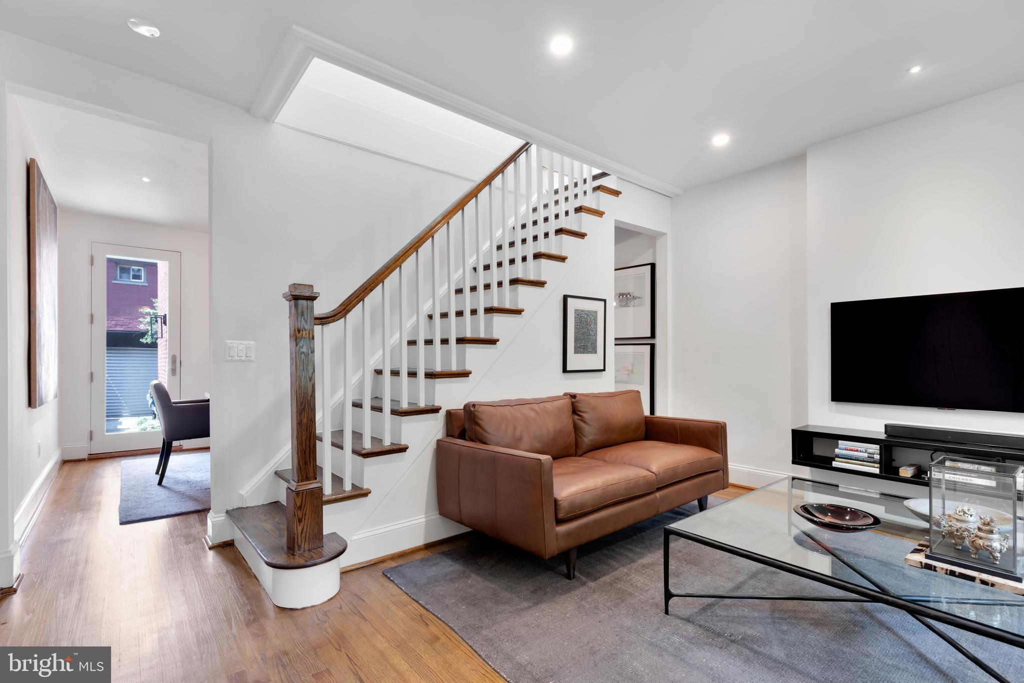 418 5th Street Northeast Washington, DC 20002 - Photo 5 of 39 Gallery Image 5