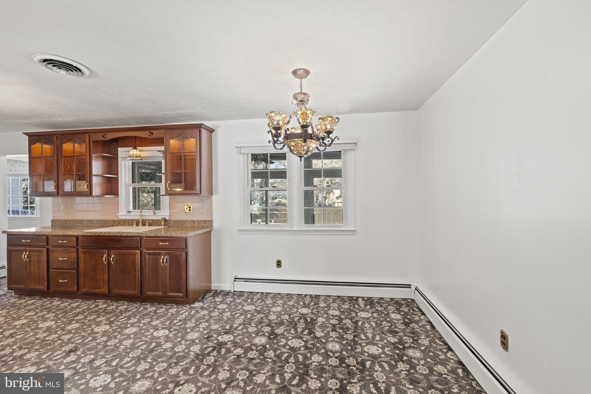 31 Cold Spring Road Hamilton, NJ 08619 - Photo 11 of 37