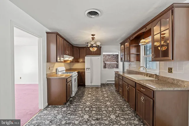 $499,900 | 31 Cold Spring Road, Hamilton, NJ 08619