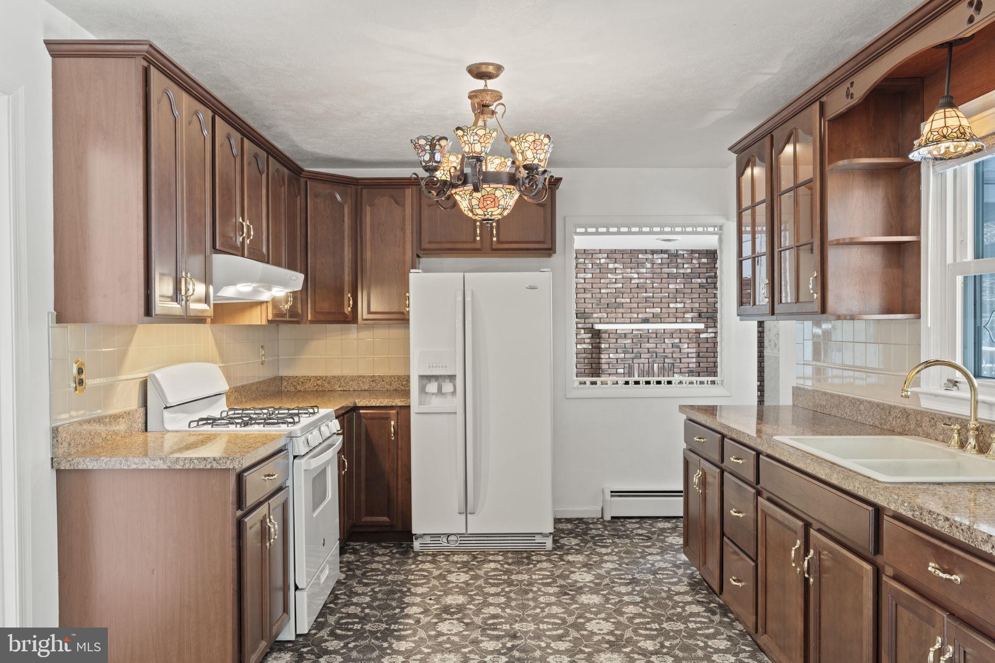 31 Cold Spring Road Hamilton, NJ 08619 - Photo 13 of 37