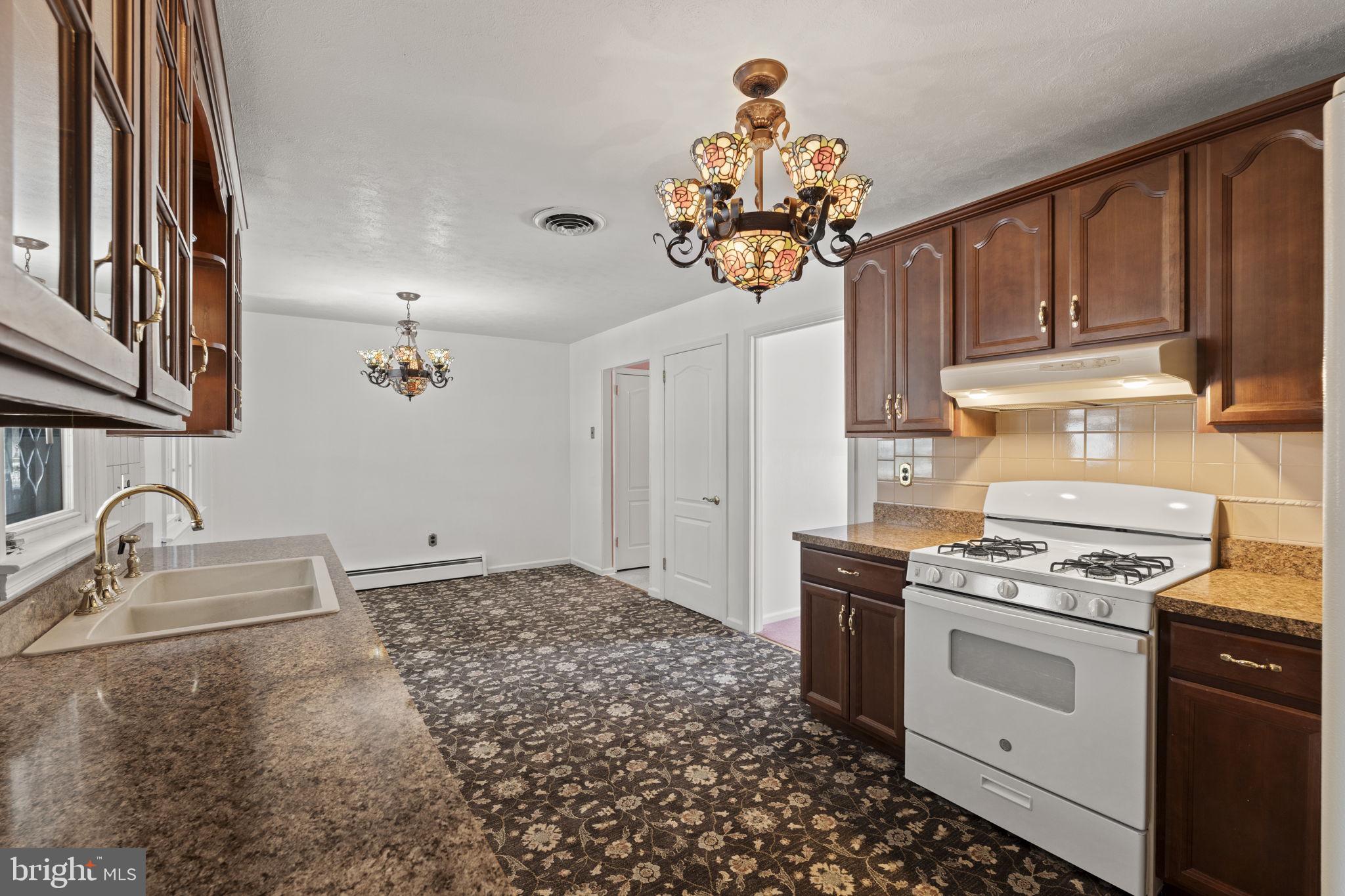 31 Cold Spring Road Hamilton, NJ 08619 - Photo 14 of 37