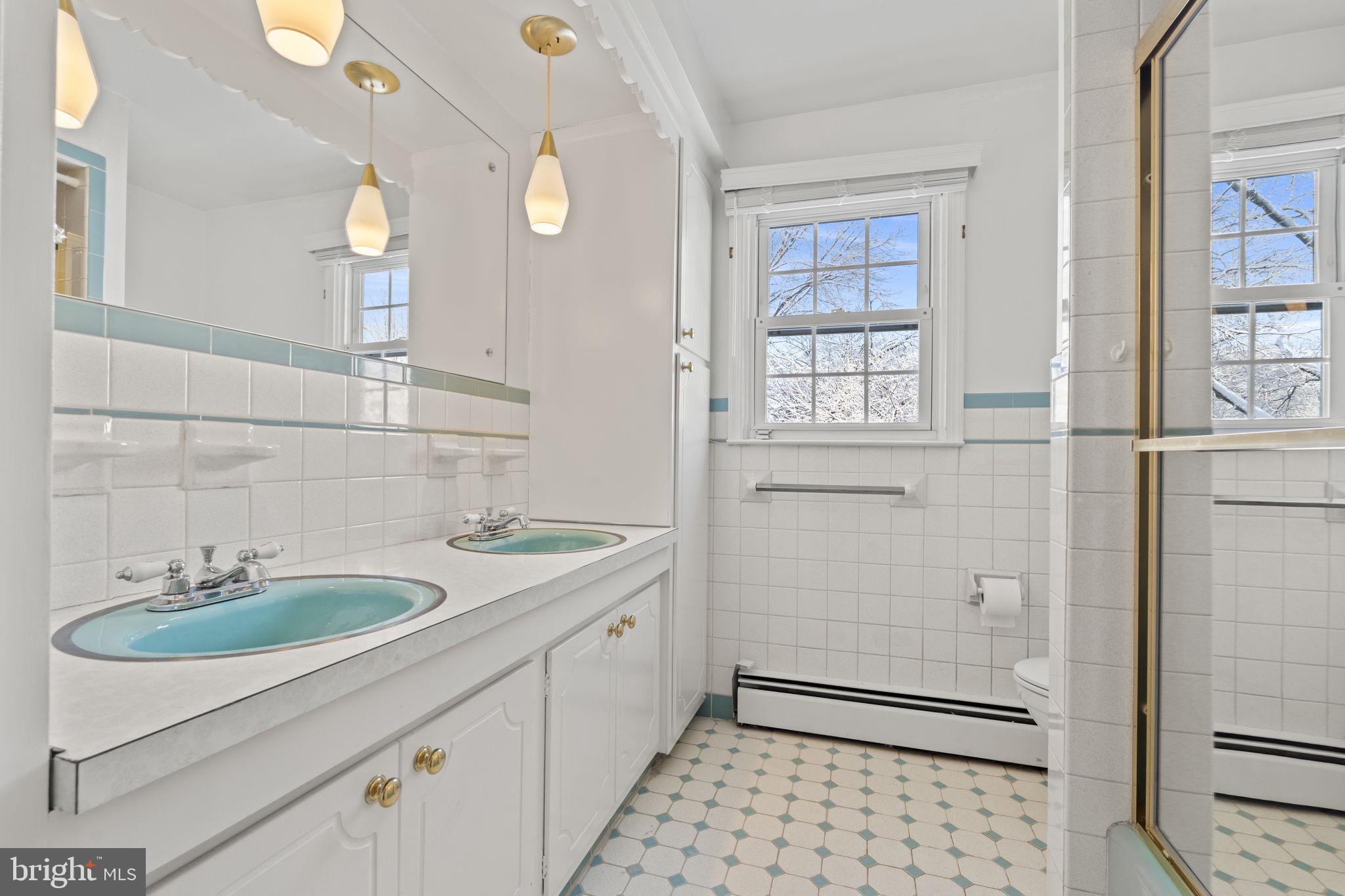 31 Cold Spring Road Hamilton, NJ 08619 - Photo 27 of 37 Hall Bathroom