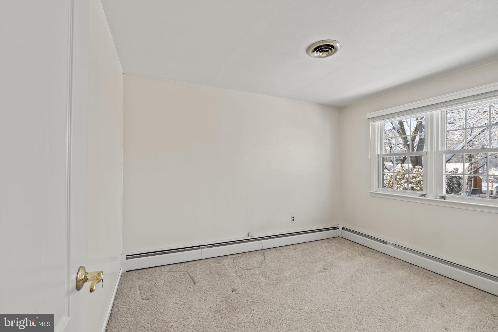 31 Cold Spring Road Hamilton, NJ 08619 - Photo 29 of 37 Bedroom 3