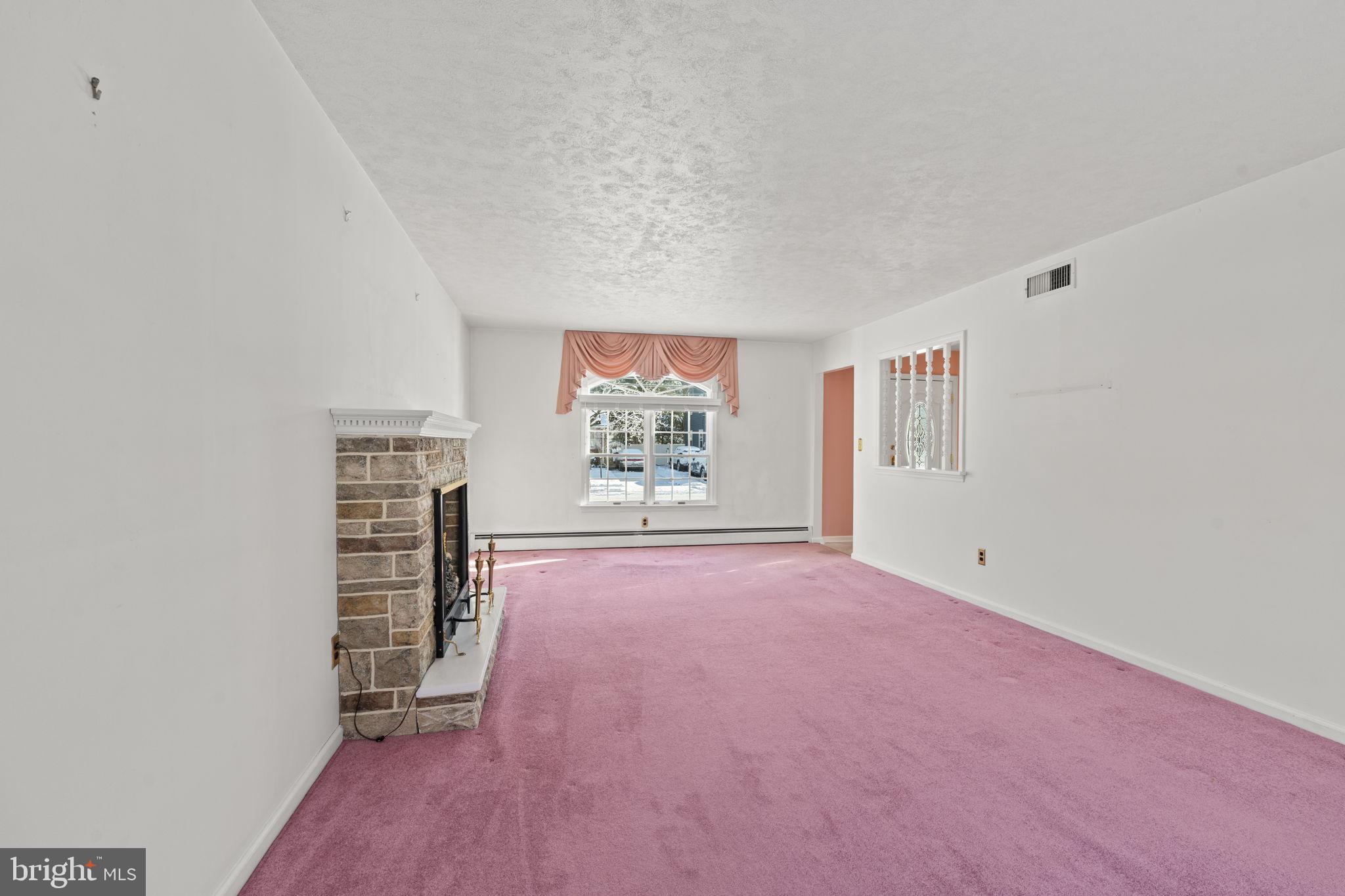 31 Cold Spring Road Hamilton, NJ 08619 - Photo 7 of 37