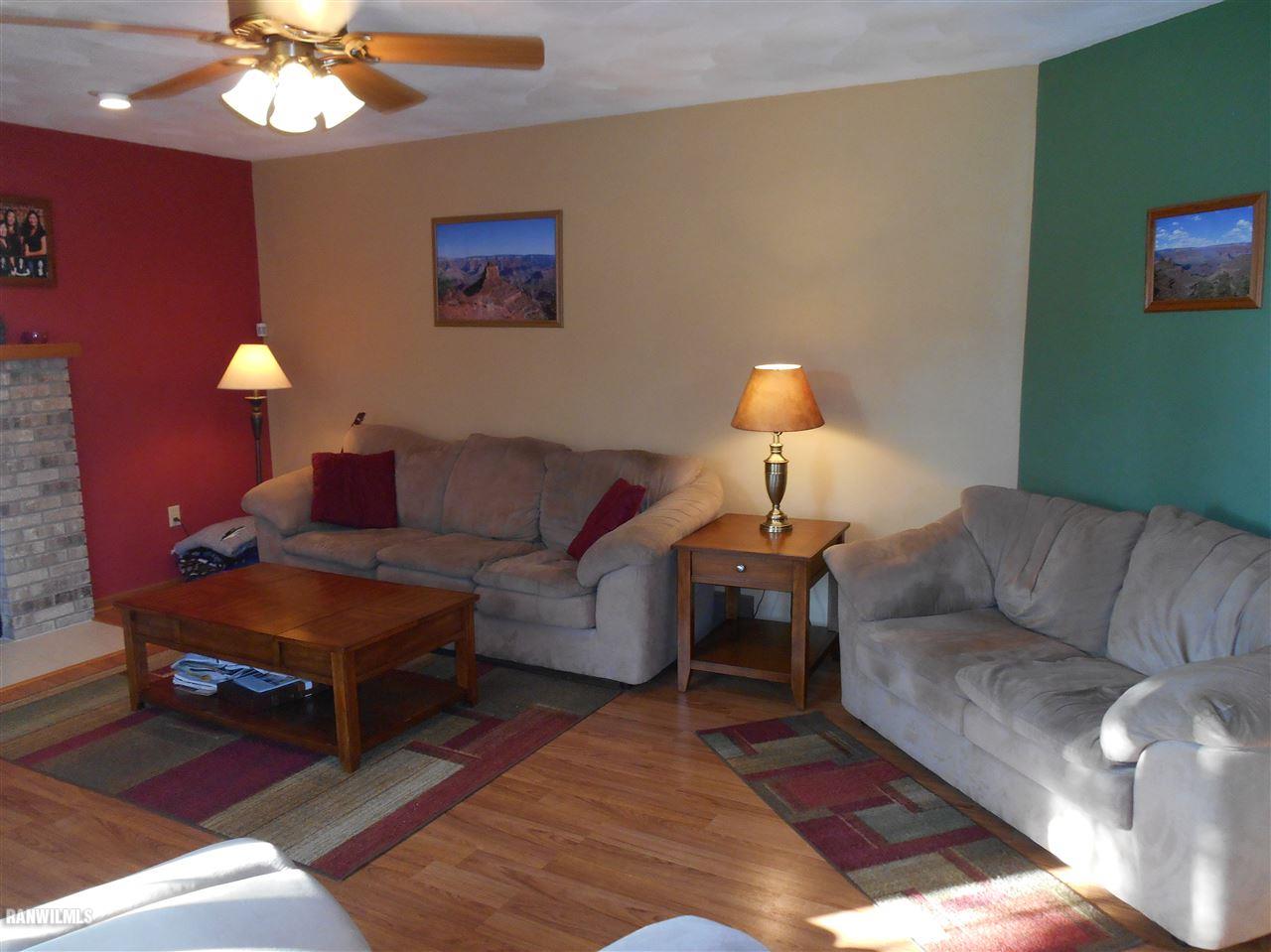 3011 Moss Canyon Road Freeport, IL 61032 - Photo 3 of 25 Gallery Image 3