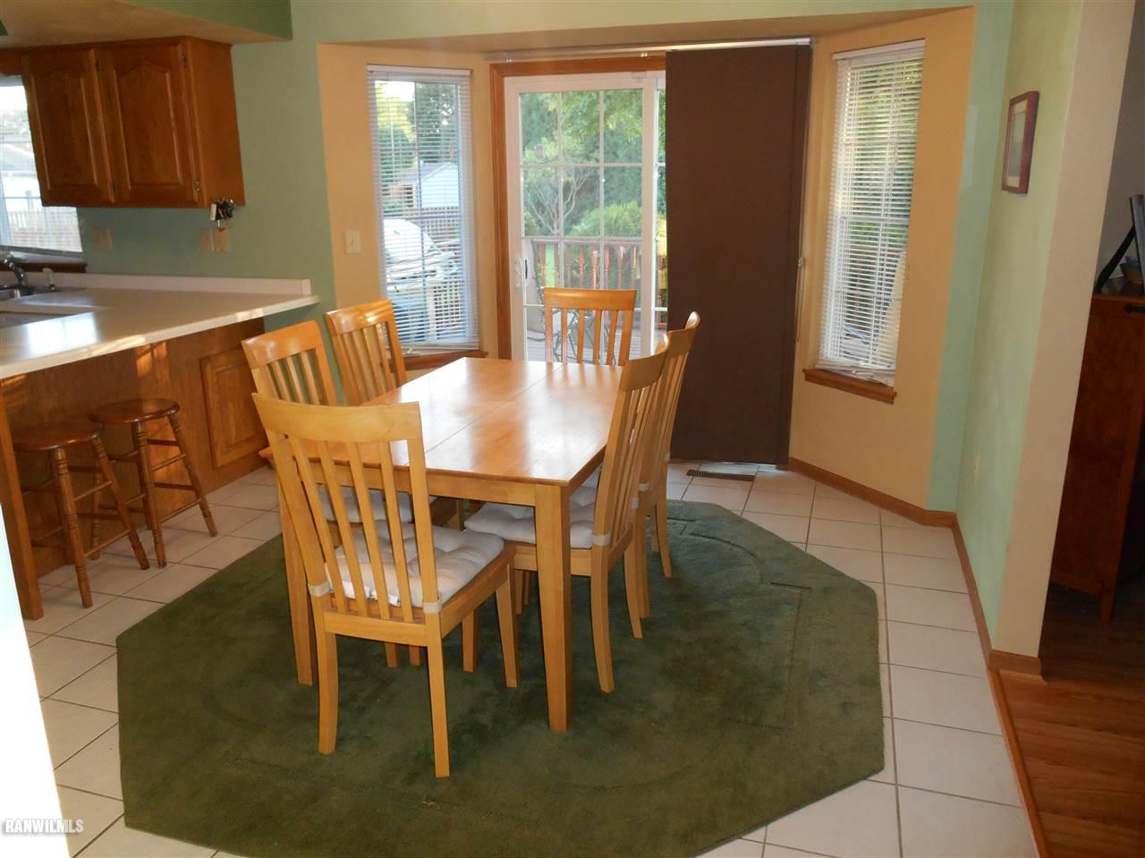 3011 Moss Canyon Road Freeport, IL 61032 - Photo 5 of 25 Gallery Image 5