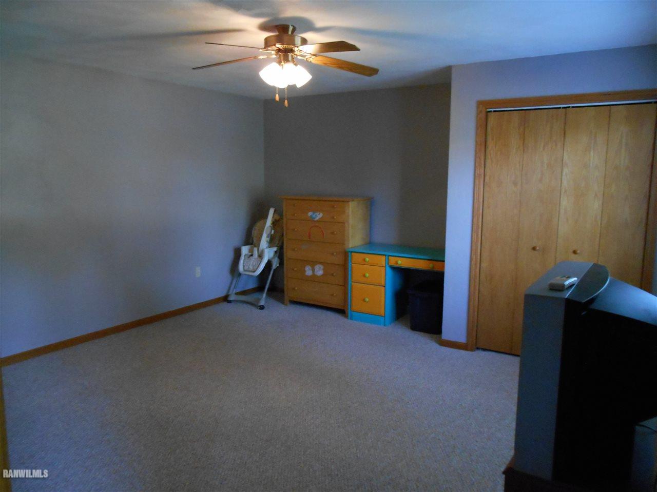 3011 Moss Canyon Road Freeport, IL 61032 - Photo 9 of 25 Gallery Image 9