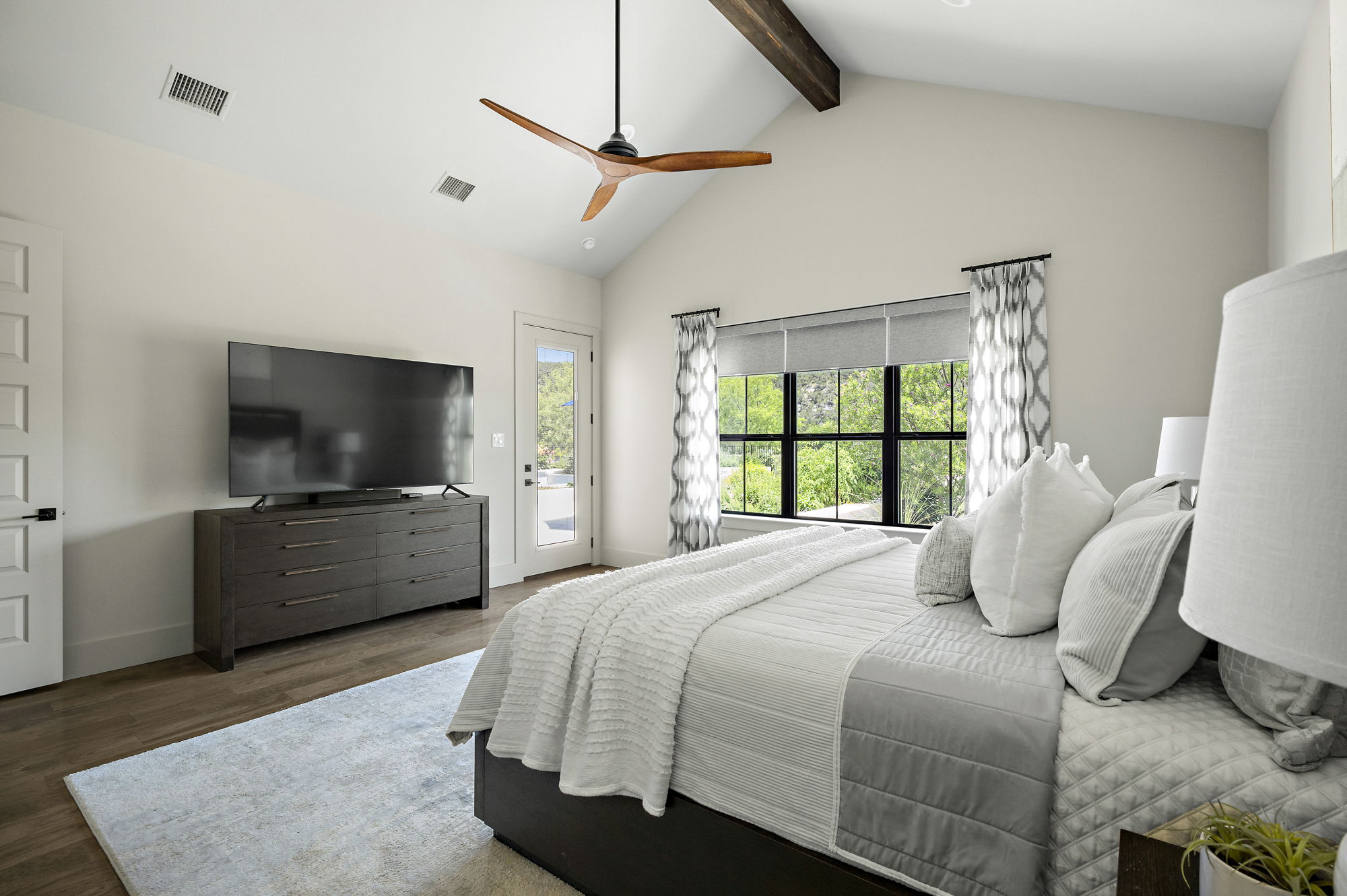 811 Wade Road Canyon Lake, TX 78132 - Photo 13 of 40