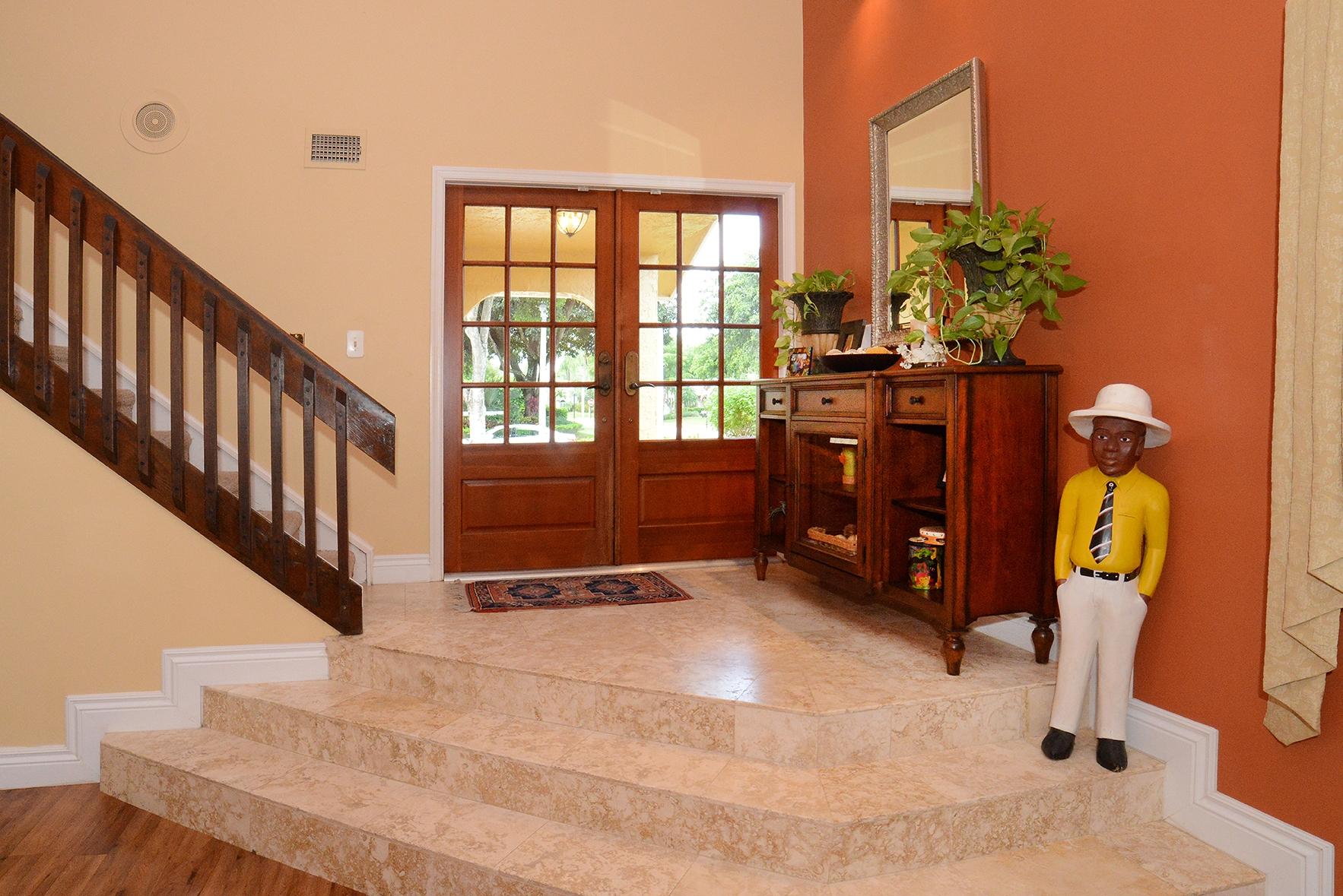 2898 Northwest 26th Court Boca Raton, FL 33434 - Photo 5 of 27 Foyer