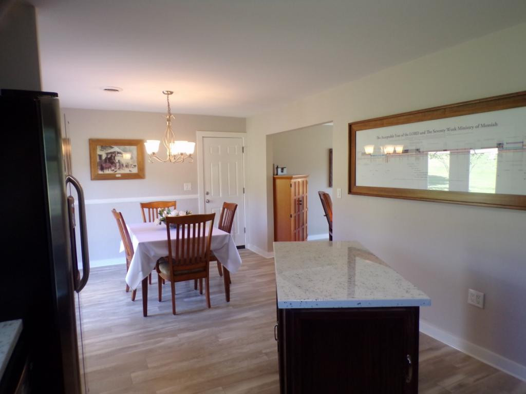 727 Hospital Road Mountain City, TN 37683 - Photo 11 of 36 NEWLY REMODELED KITCHEN