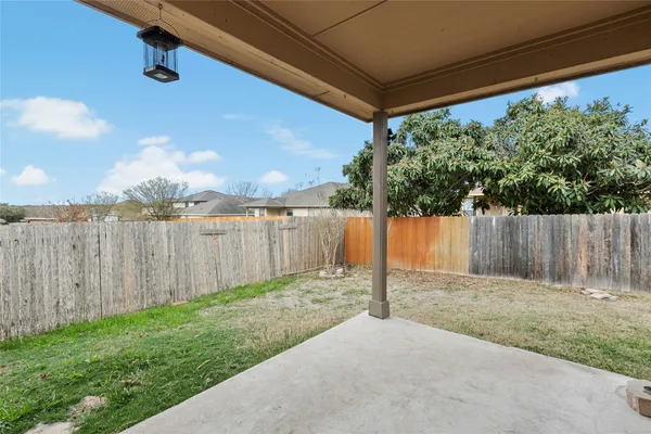 $265,000 | 386 Paddington Drive, Kyle, TX 78640