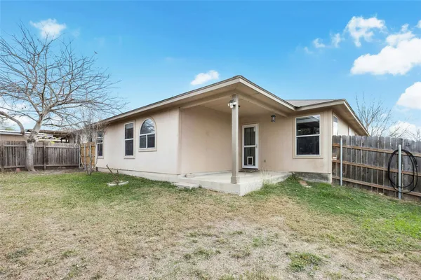 $265,000 | 386 Paddington Drive, Kyle, TX 78640