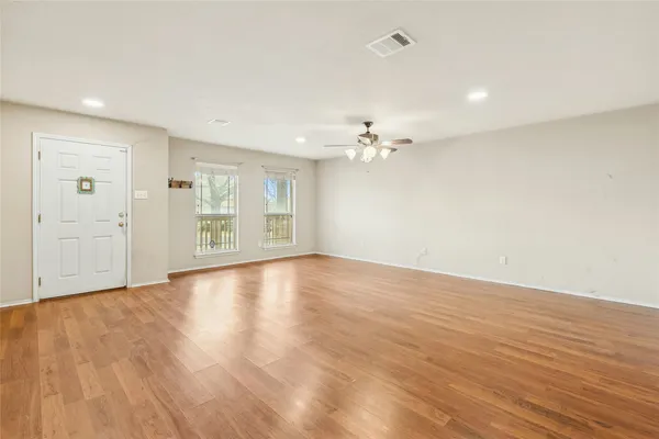 $265,000 | 386 Paddington Drive, Kyle, TX 78640