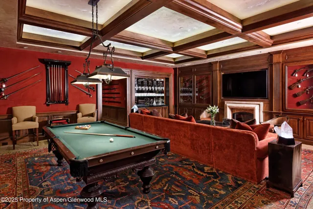 a view of outdoor space yard and trees