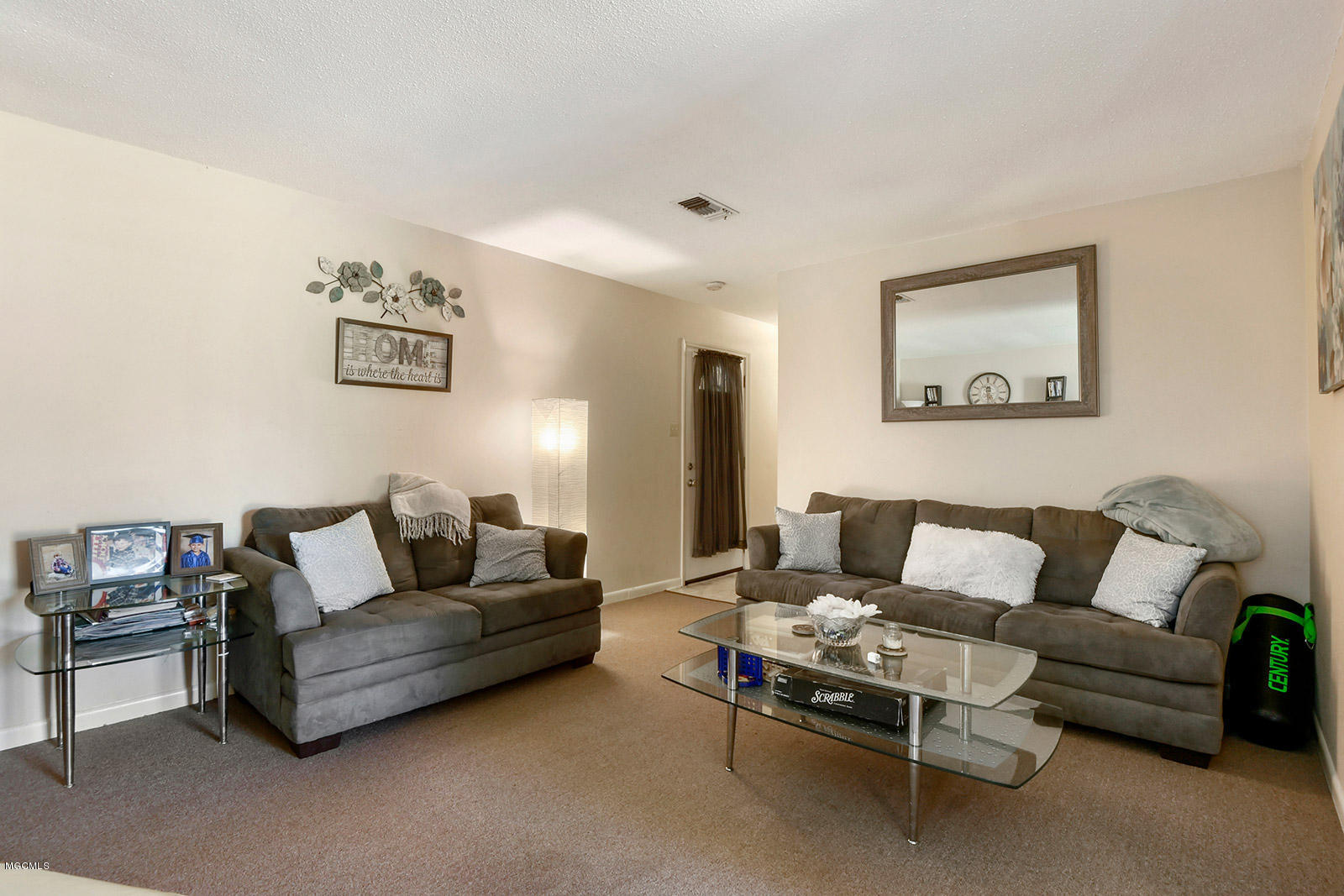 23027 Indian Ridge Road Picayune, MS 39466 - Photo 11 of 17 011_1600x1067_mls_1600x1067