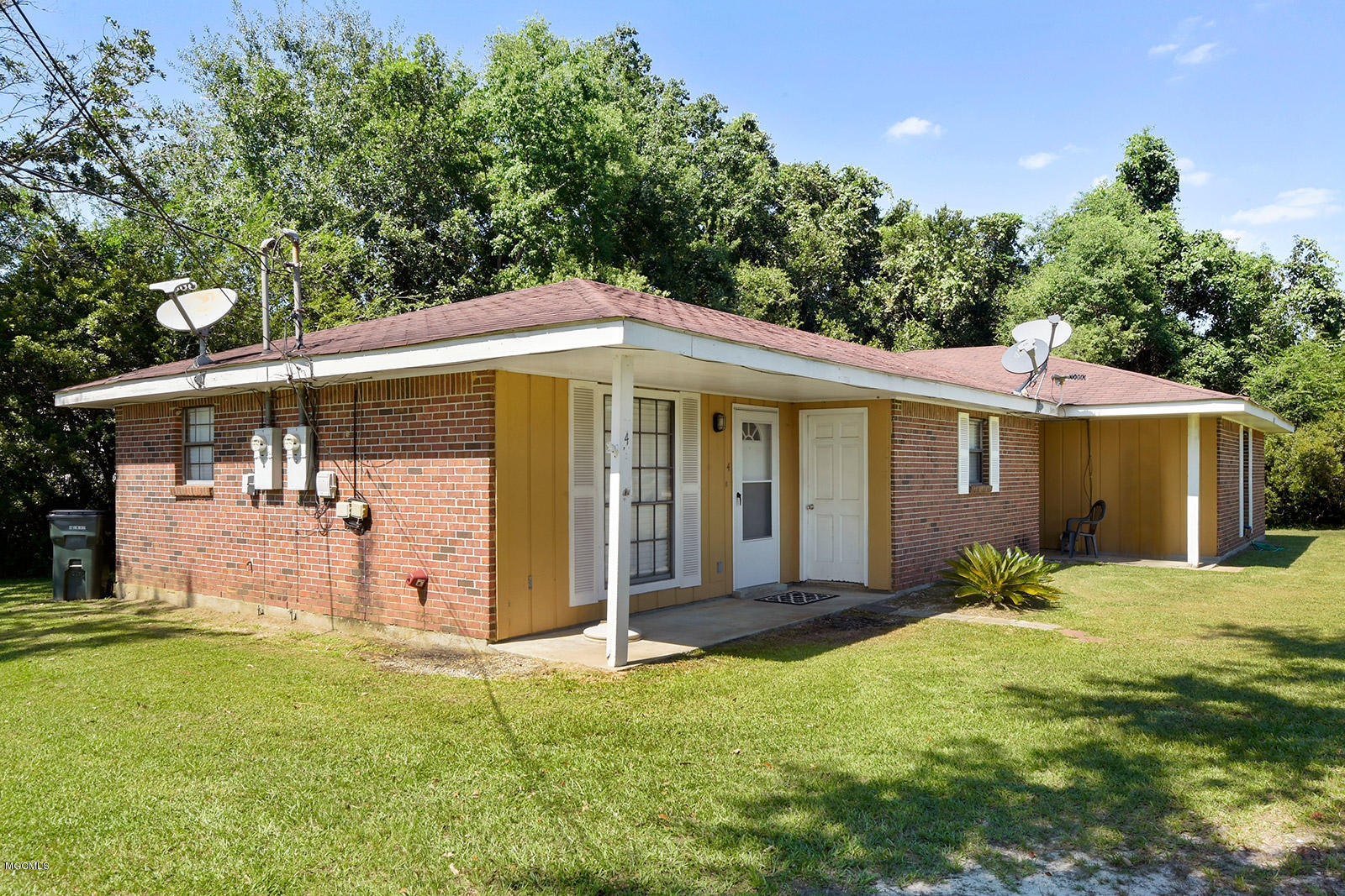 23027 Indian Ridge Road Picayune, MS 39466 - Photo 10 of 17 010_1600x1067_mls_1600x1067