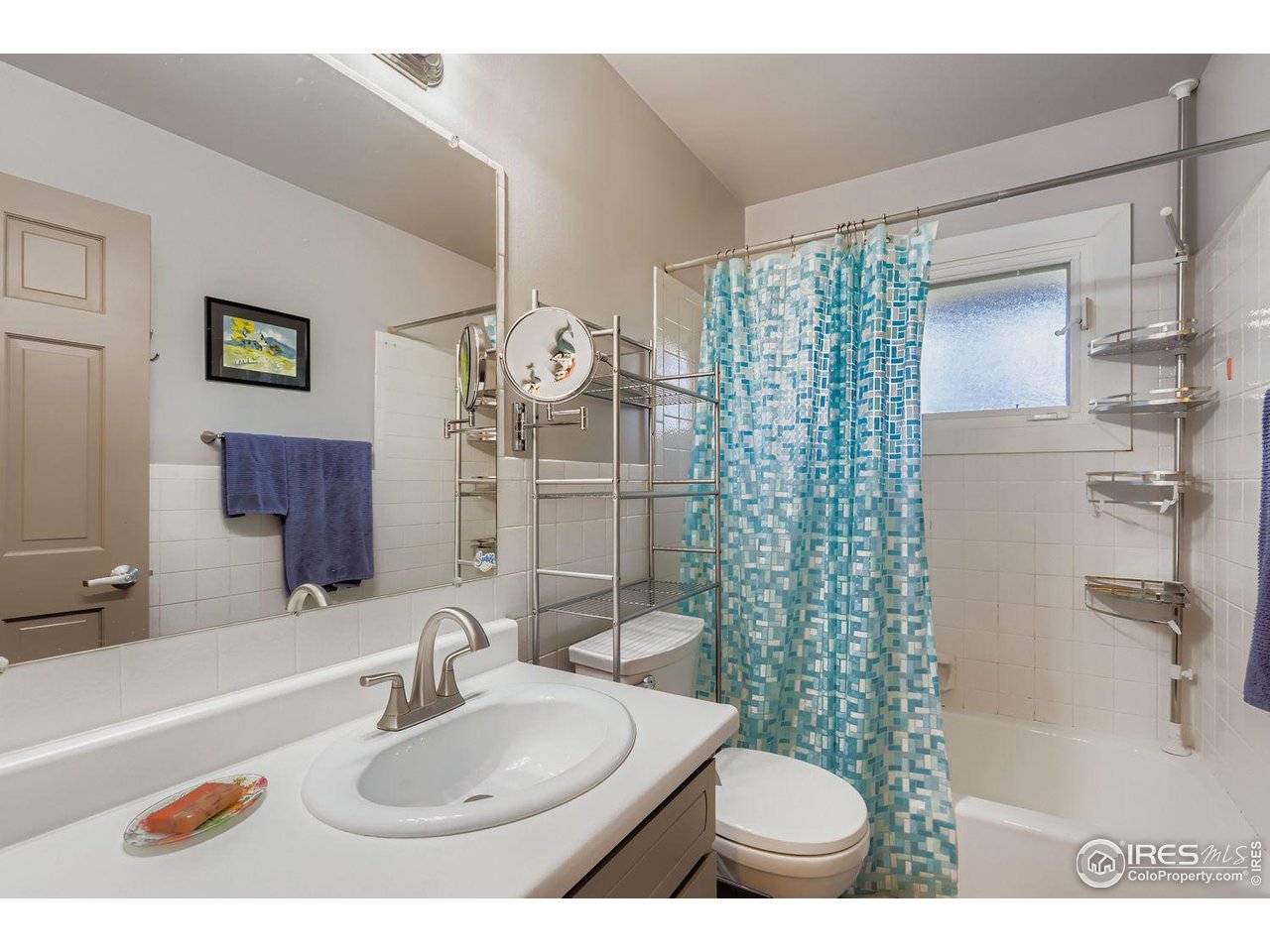 2431 West 24th Street Road Greeley, CO 80634 - Photo 18 of 32 Primary Bathroom