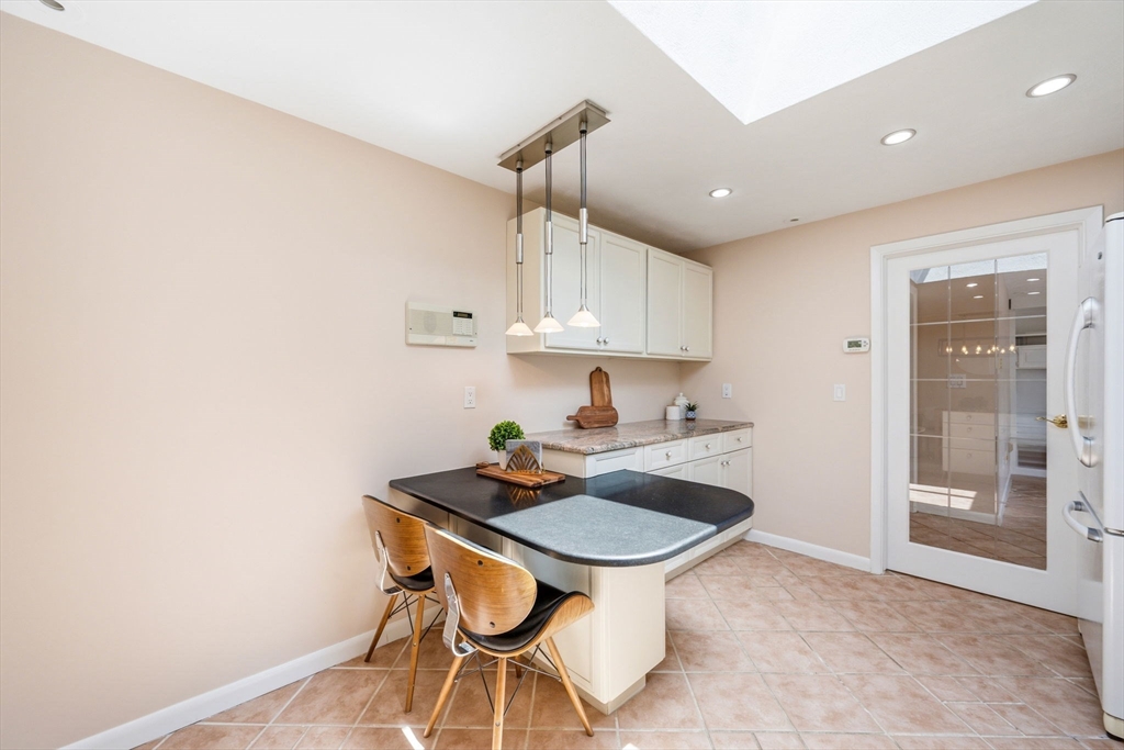 4 Antrim Road Peabody, MA 01960 - Photo 12 of 42