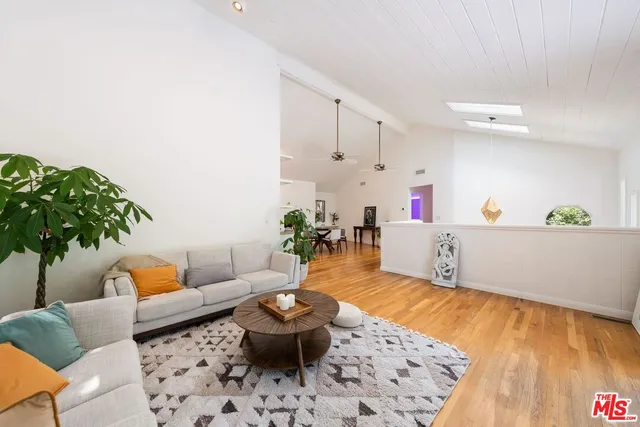 $8,500 | 22760 Chamera Lane, Topanga, CA 90290