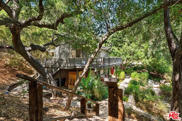 $8,500 | 22760 Chamera Lane, Topanga, CA 90290