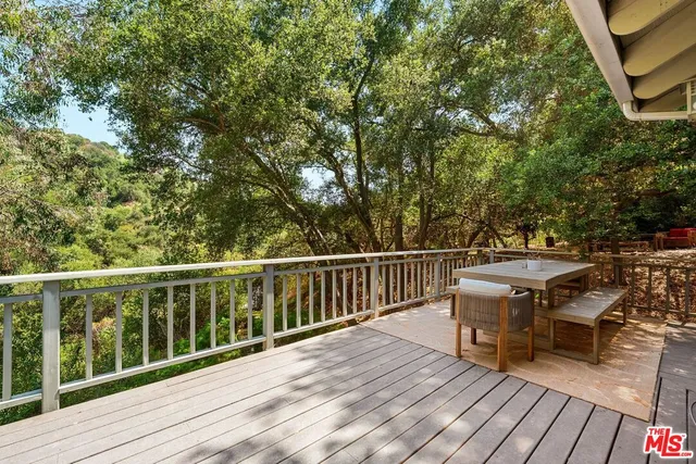 $8,500 | 22760 Chamera Lane, Topanga, CA 90290