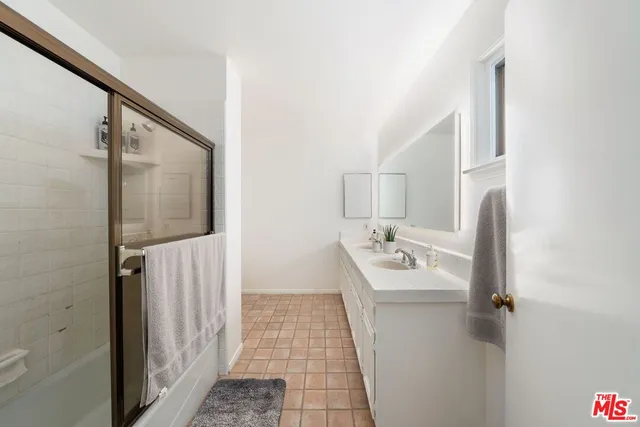 $8,500 | 22760 Chamera Lane, Topanga, CA 90290