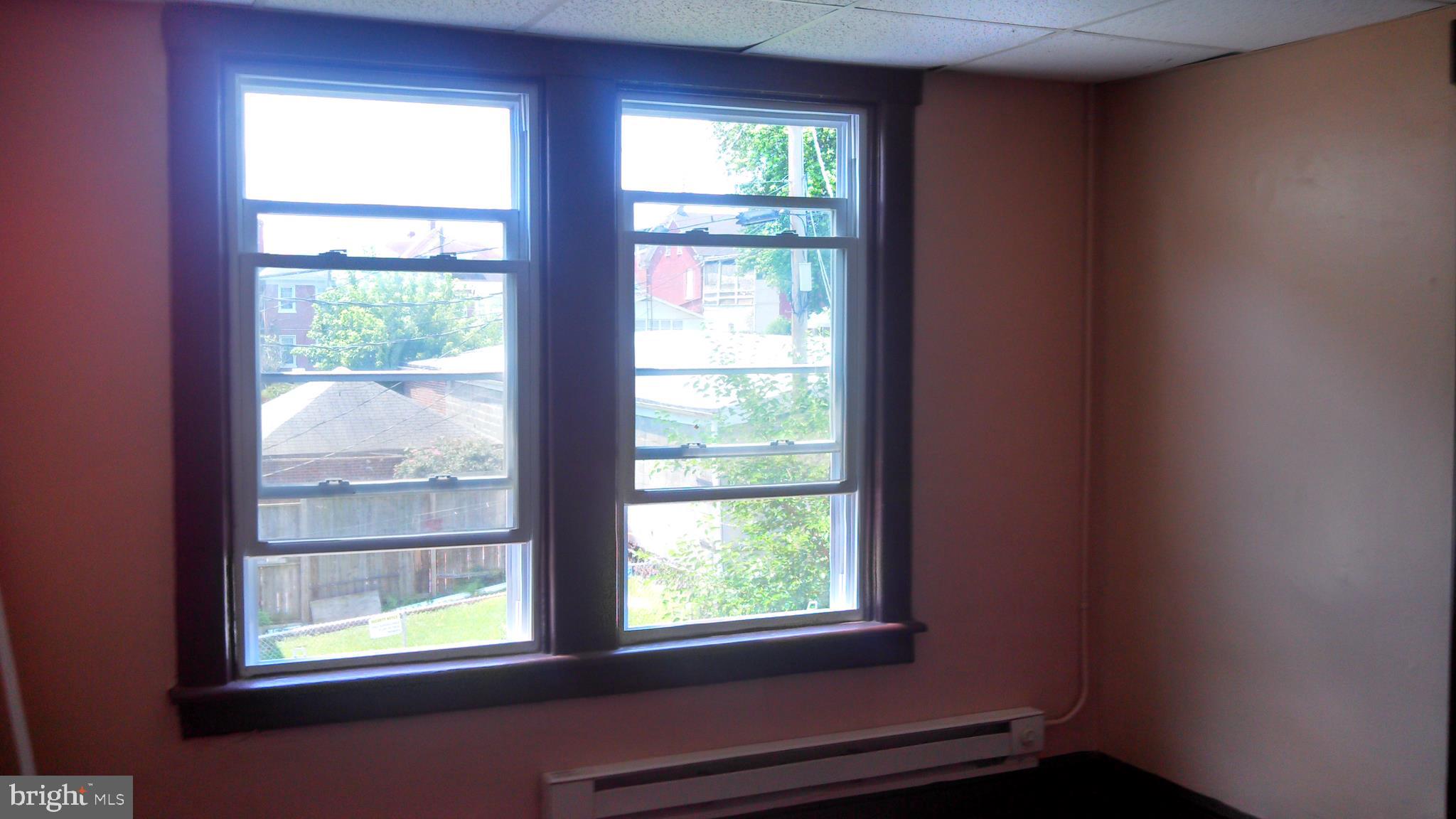 229 North Locust Street, Unit 1 Hagerstown, MD 21740 - Photo 14 of 29