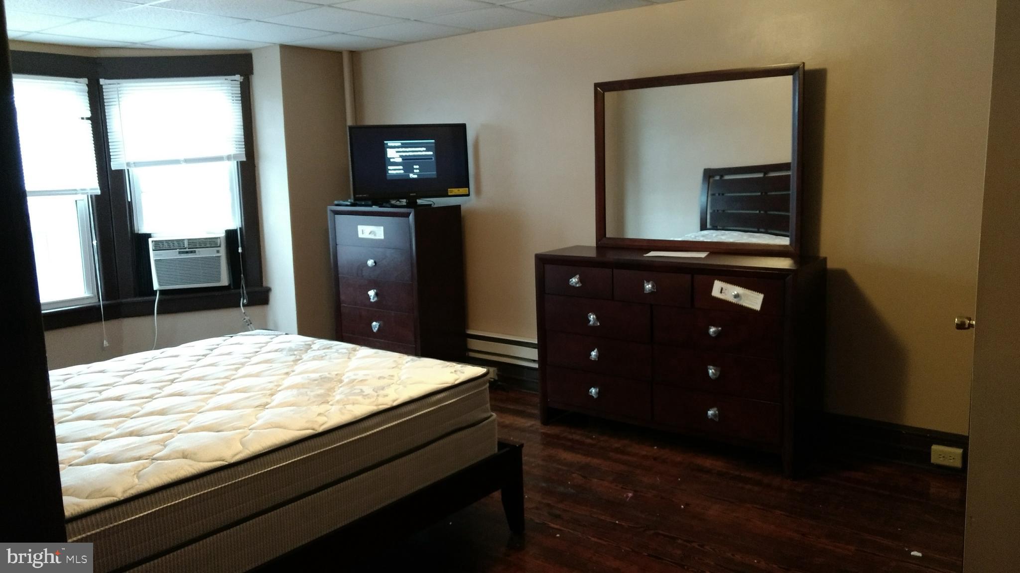 229 North Locust Street, Unit 1 Hagerstown, MD 21740 - Photo 16 of 29