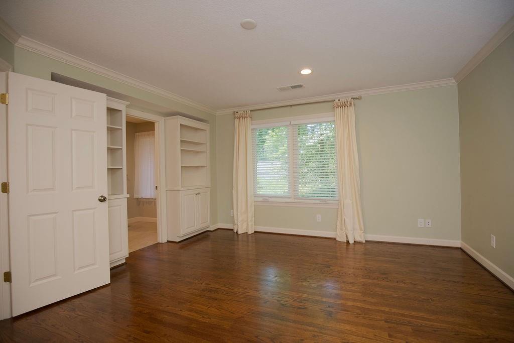 5516 Fairway Road Fairway, KS 66205 - Photo 33 of 51 Gallery Image 33