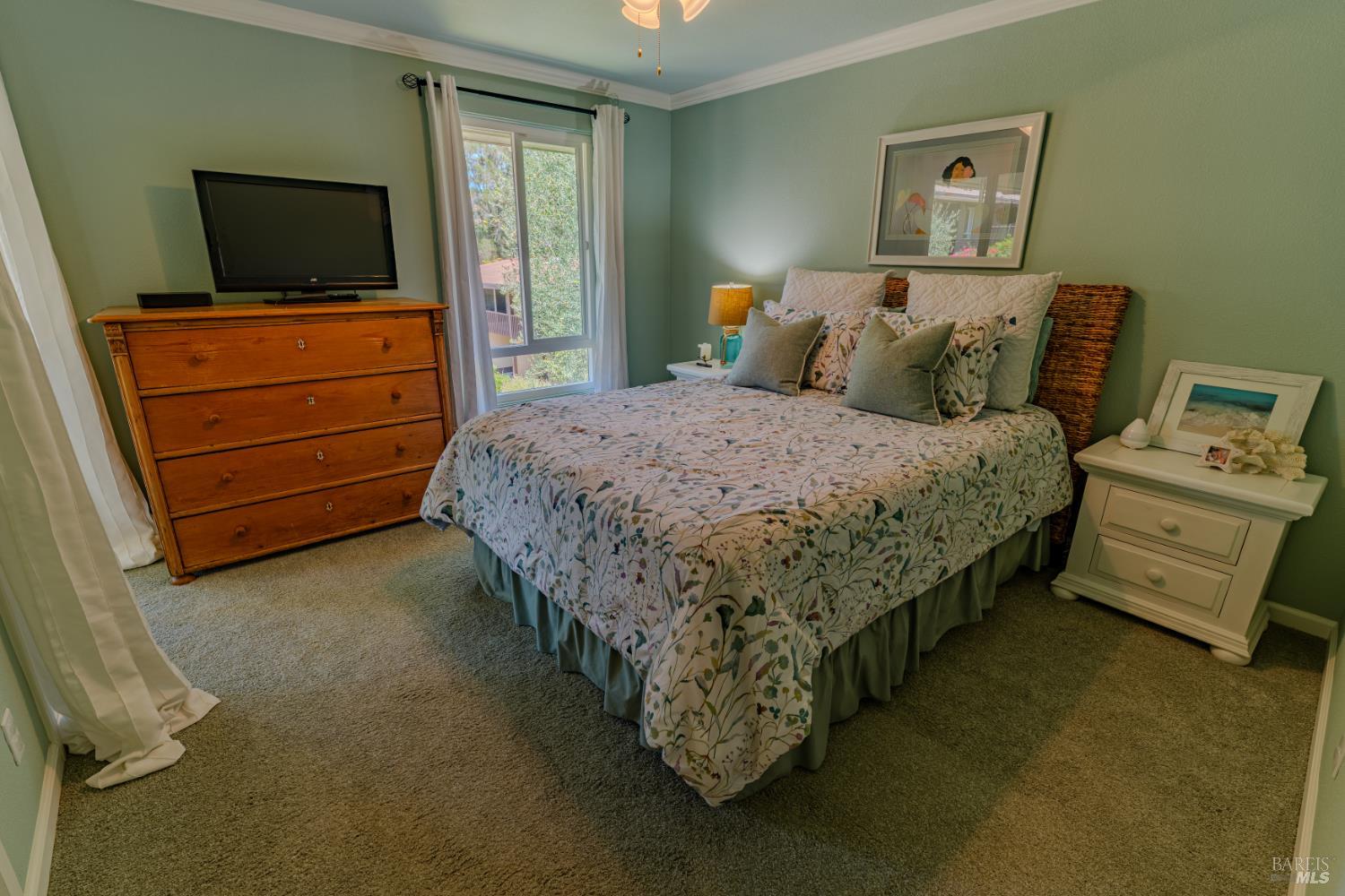 112 Surrey Lane San Rafael, CA 94903 - Photo 8 of 29