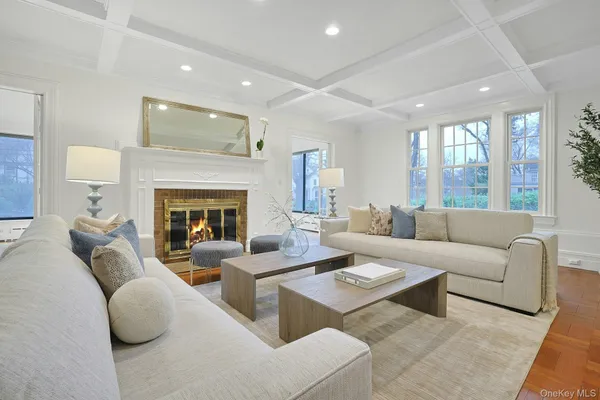 $2,495,000 | 92 Walworth Avenue, Scarsdale, NY 10583