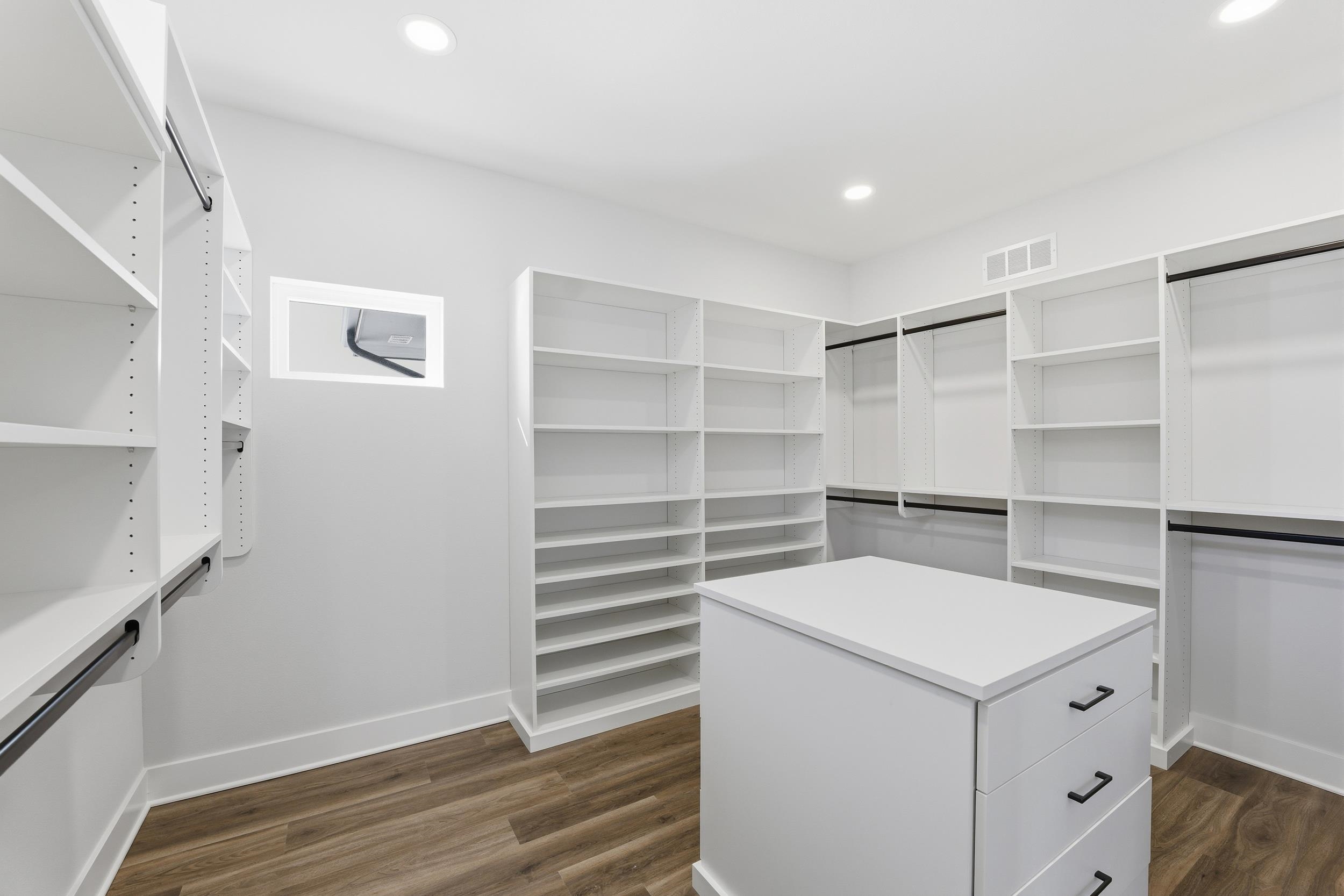 819 Schewe Road Middleton, WI 53562 - Photo 33 of 50