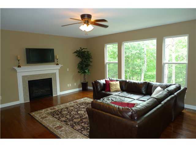 5076 Springfield Court Westerville, OH 43081 - Photo 3 of 23