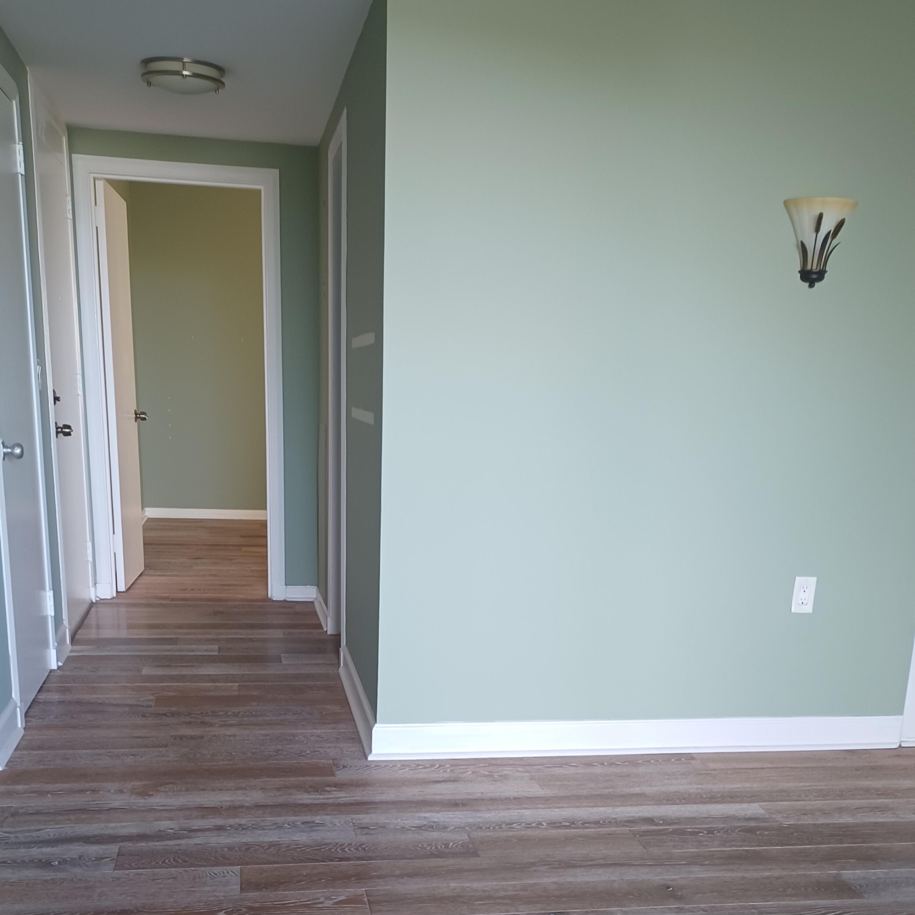 15 South Golfview Road, Unit 303 Lake Worth Beach, FL 33460 - Photo 3 of 10 20250430_175123