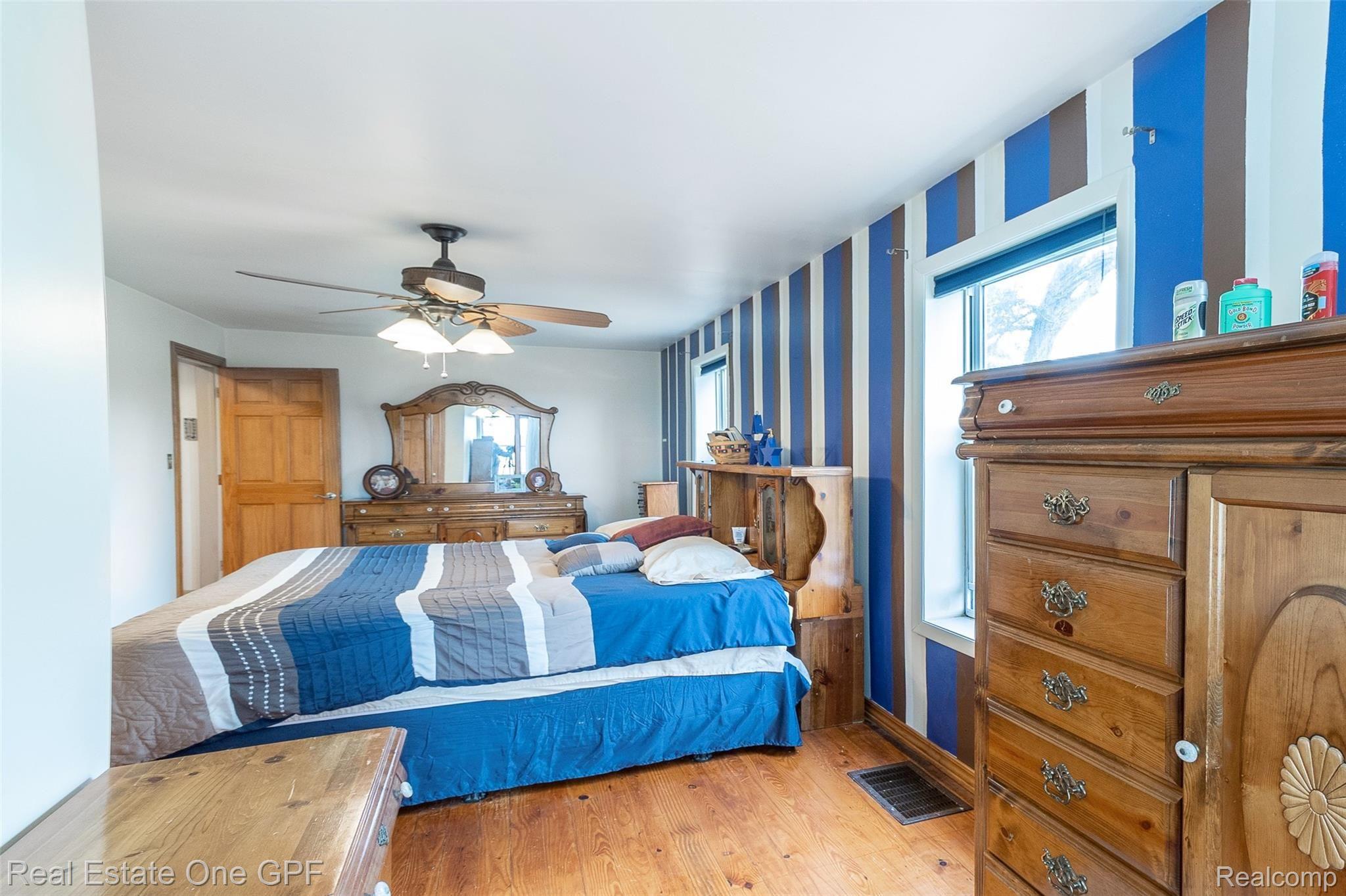 6765 North Road Fort Gratiot, MI 48059 - Photo 27 of 74 033.JPG