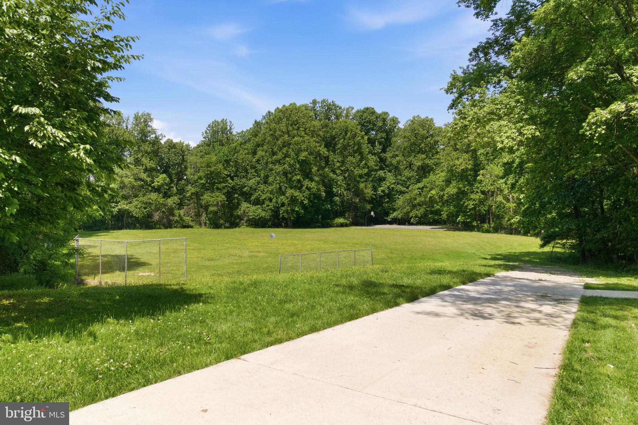 11408 Gilsan Street Silver Spring, MD 20902 - Photo 63 of 67
