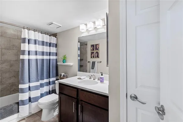 $172,000 | 925 Washington Street, Unit 101, Kansas City, MO 64152