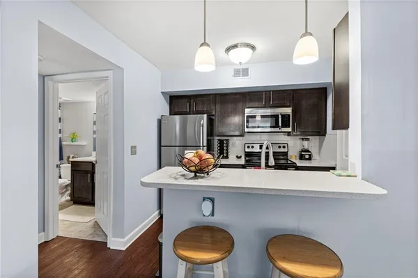 $172,000 | 925 Washington Street, Unit 101, Kansas City, MO 64152