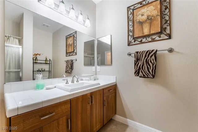 $1,825 | 5250 South Rainbow Boulevard, Unit 2184, Las Vegas, NV 89118