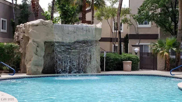 $1,825 | 5250 South Rainbow Boulevard, Unit 2184, Las Vegas, NV 89118