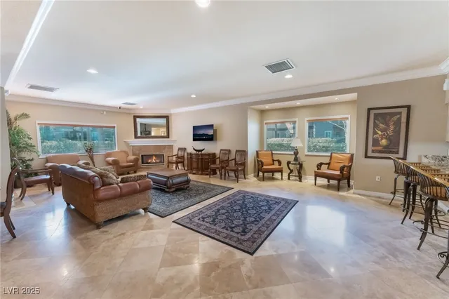 $1,825 | 5250 South Rainbow Boulevard, Unit 2184, Las Vegas, NV 89118