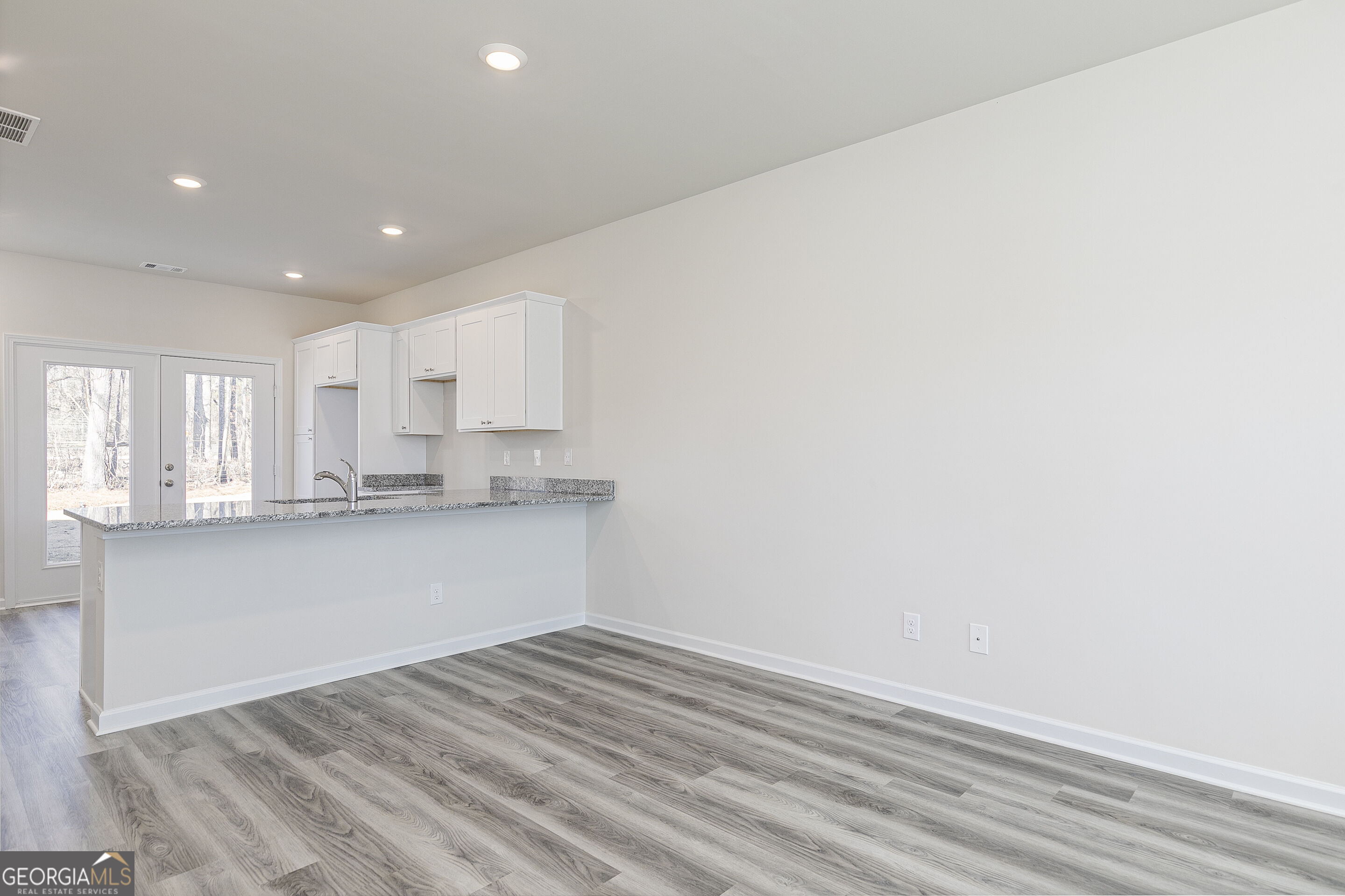 226 Rooker Drive LaGrange, GA 30241 - Photo 9 of 25 Gallery Image 9