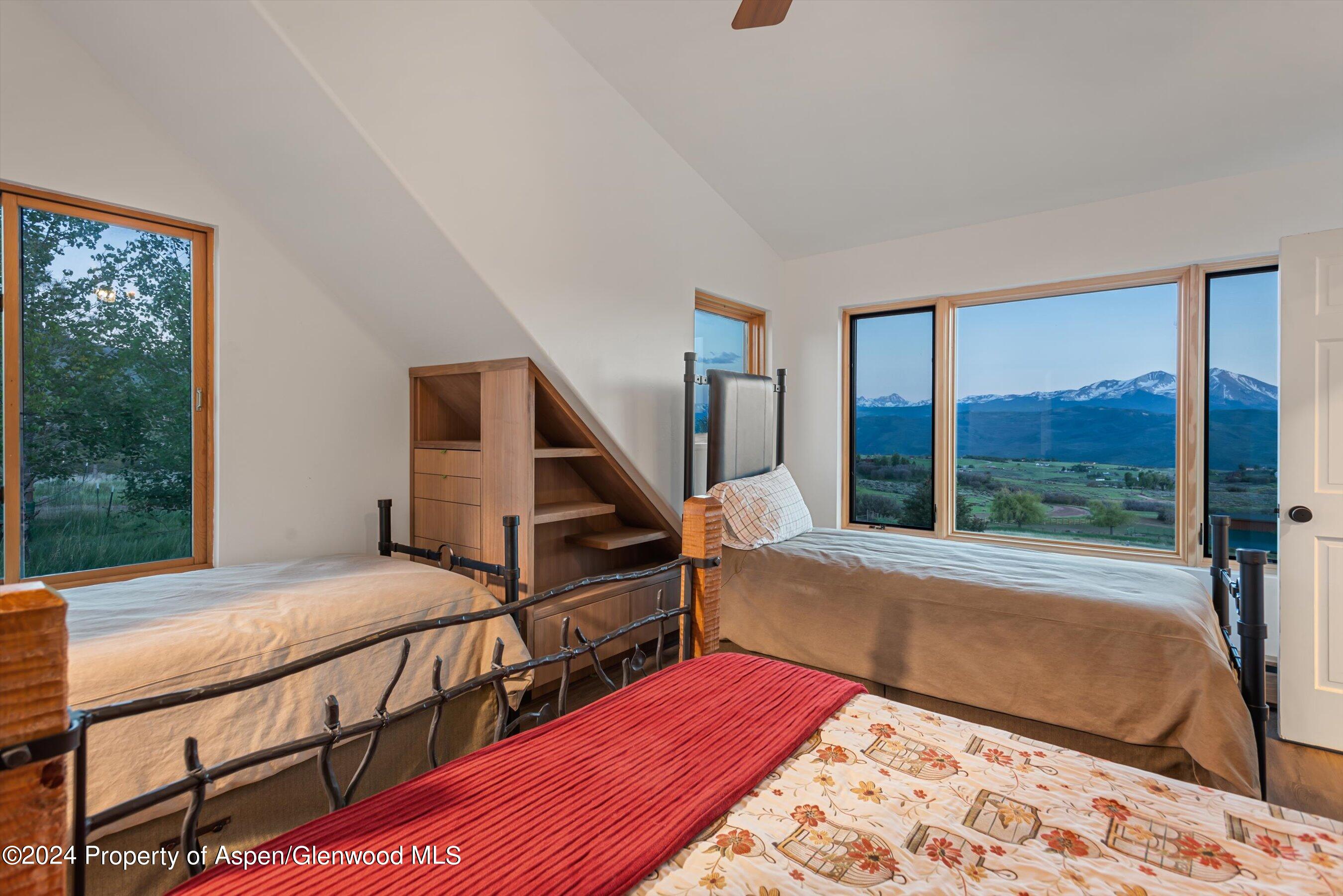 303 Park Meadows Lane Carbondale, CO 81623 - Photo 31 of 47 a living room with furniture