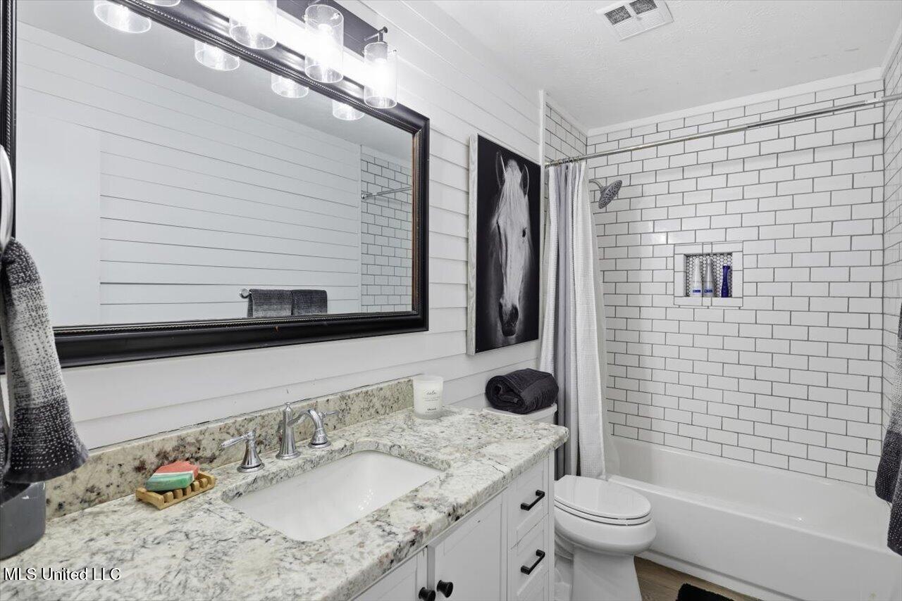 123 Woodgate Drive Brandon, MS 39042 - Photo 22 of 29 23-123 Woodgate Dr _ Home Tours MS