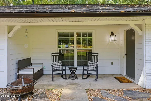 $285,000 | 123 Woodgate Drive, Brandon, MS 39042