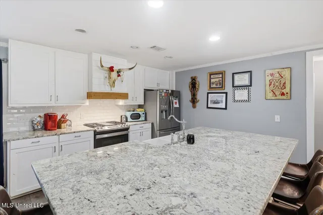 $285,000 | 123 Woodgate Drive, Brandon, MS 39042